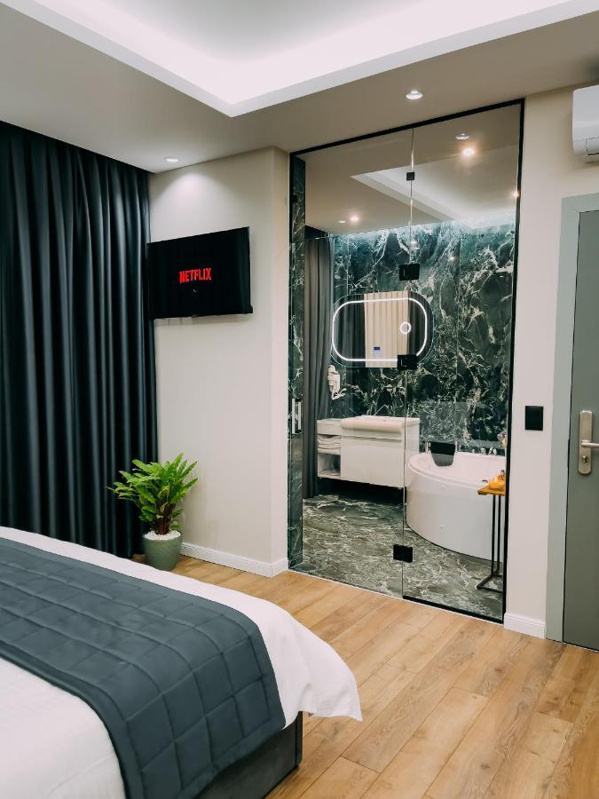 Imperator Hotel Tiranë Eksteriør bilde