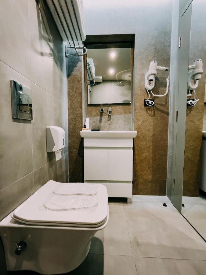 Imperator Hotel Tiranë Eksteriør bilde