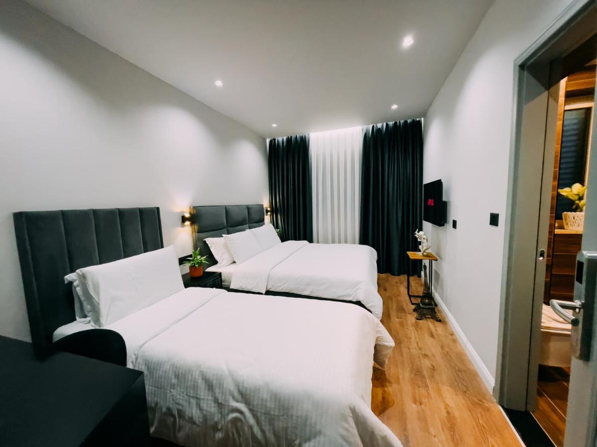 Imperator Hotel Tiranë Eksteriør bilde